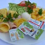 Motel Motel-restauracja Ballaton 3*
