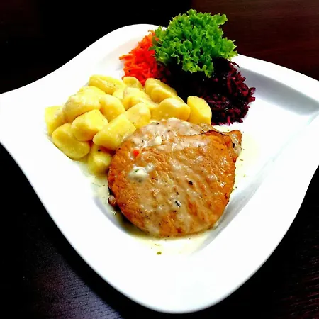 贝拉腾汽车旅馆-餐厅 3*